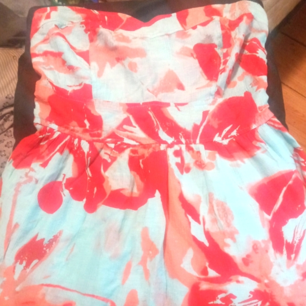 Strapless dress
